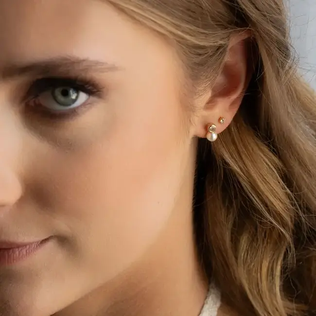 Amano Studio Pearl & Crystal Stud Earrings