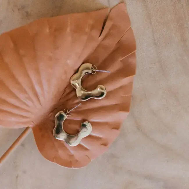 Oceanne Marguerite Brass Earring