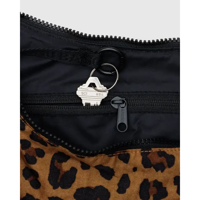 Baggu Medium Nylon Crescent Bag - Leopard