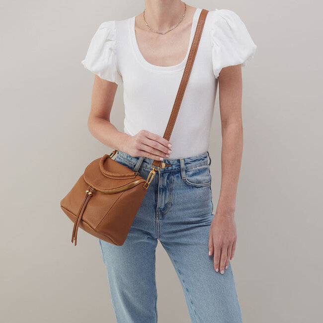 Hobo Fern Top Handle Stitch - Warm Honey