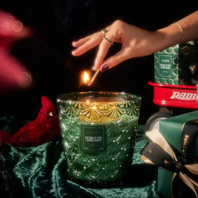 Voluspa Noble Fir Garland 3 Wick Hearth