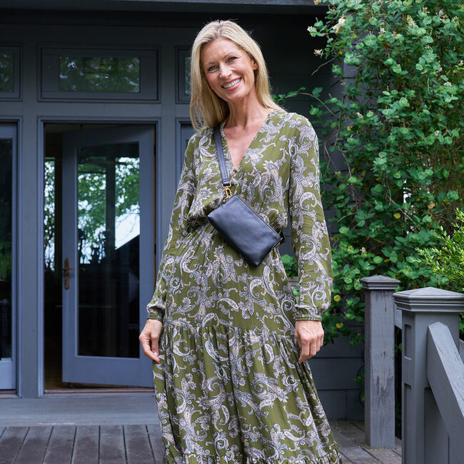 Hobo Fern Slim Belt Bag- Black