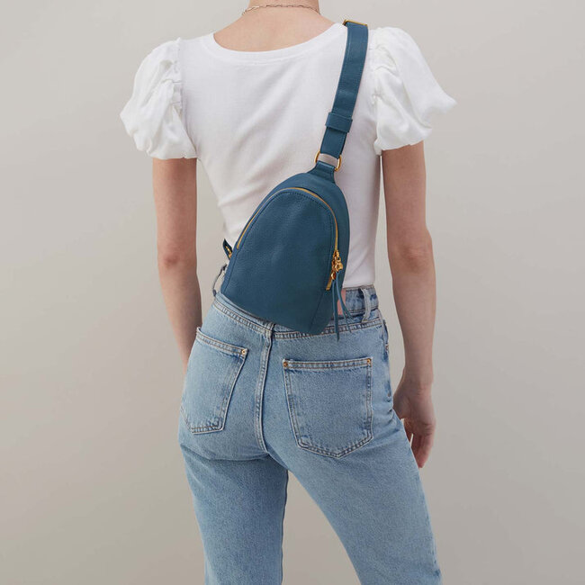 Hobo Fern Sling- Peacock Feather