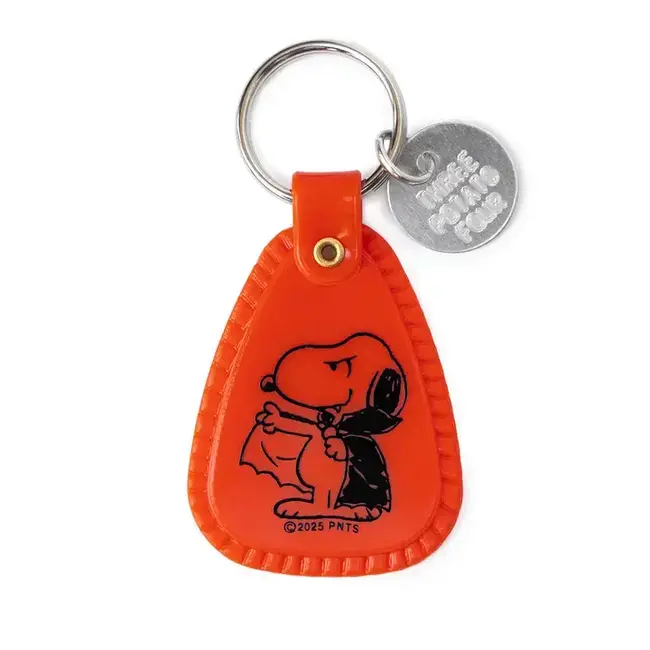 Three Potato Four Saddle Keychain- Snoopy Dracula
