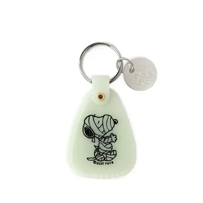 Three Potato Four Saddle Keychain- Snoopy Mummy