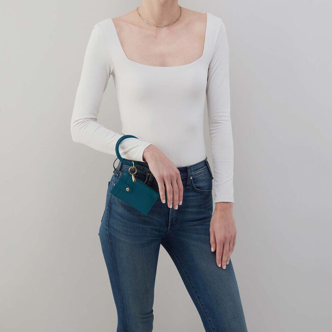 Hobo Ring Credit Card Wristlet- Wild Bluegrass