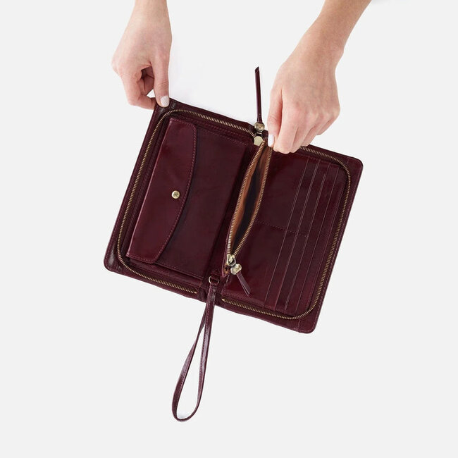 Hobo Evolve Wristlet- Saddleberry
