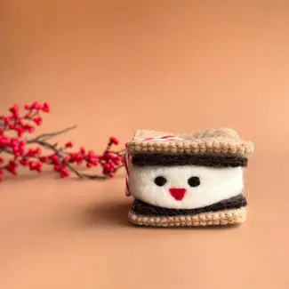 Ornaments 4 Orphans Christmas Ornament- Wool Smiling S'more