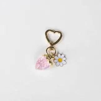Tiepology Strawberry & Daisy Heart Keychain- Pink