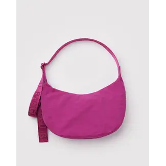 Baggu Medium Nylon Crescent Bag - Deep Fuchsia