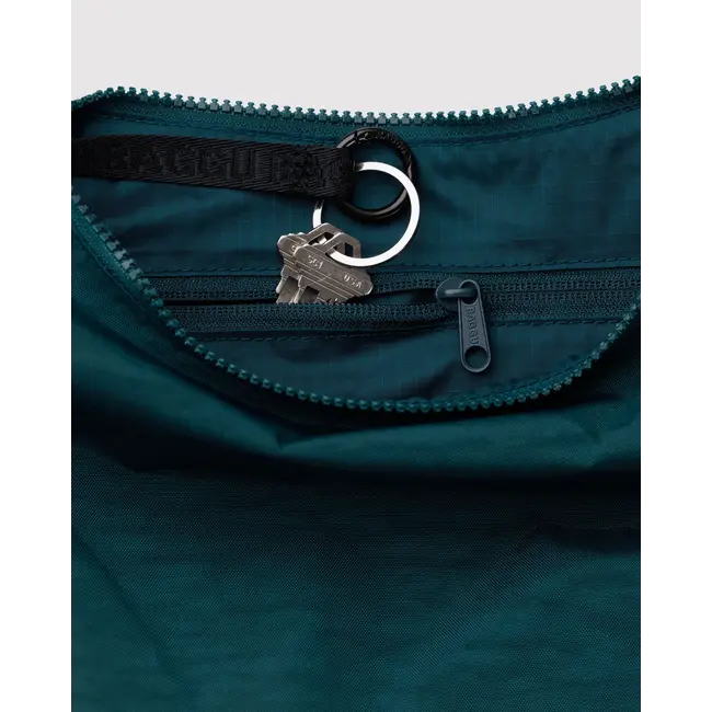 Baggu Medium Nylon Crescent Bag - Deep Sea