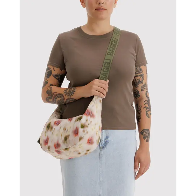 Baggu Medium Nylon Crescent Bag - Abstract Floral