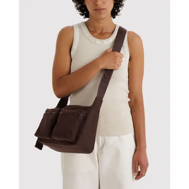 Baggu Medium Cargo Crossbody - Coffee