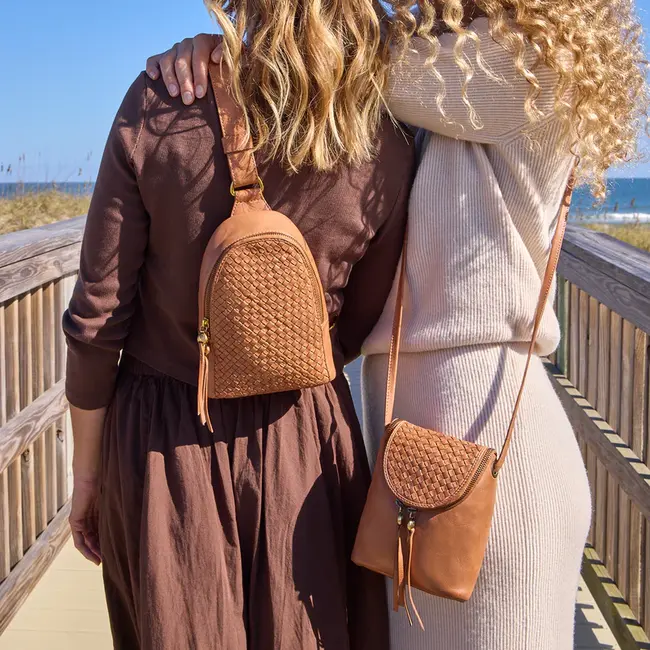 Hobo Fern Crossbody- Harvest Wheat