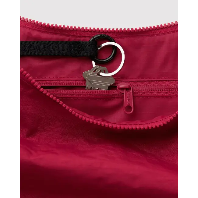 Baggu Medium Nylon Crescent Bag - Cherry