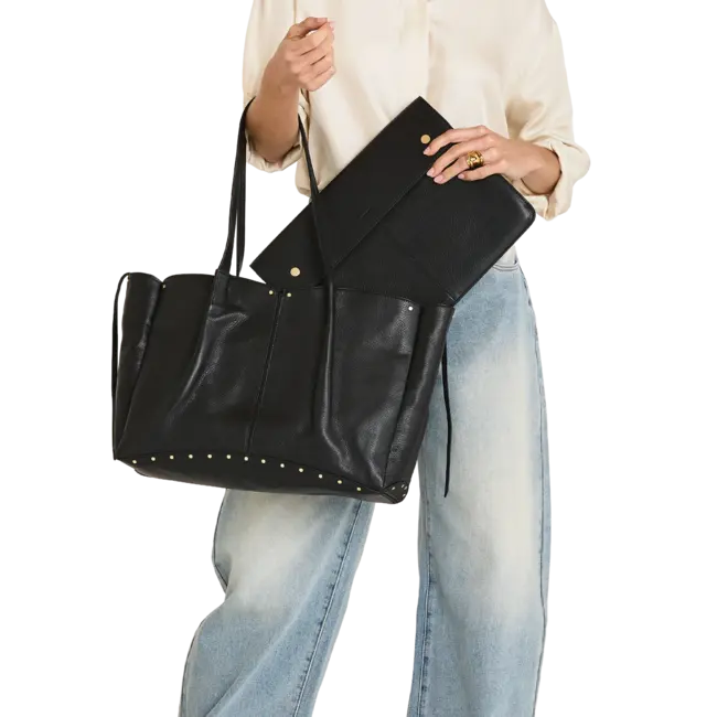 Hammitt Miranda Laptop Sleeve 16- Black- BG