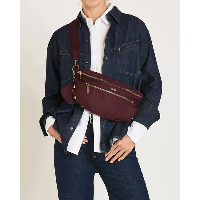 Hammitt Charles Crossbody Lrg- Wine Nylon- G
