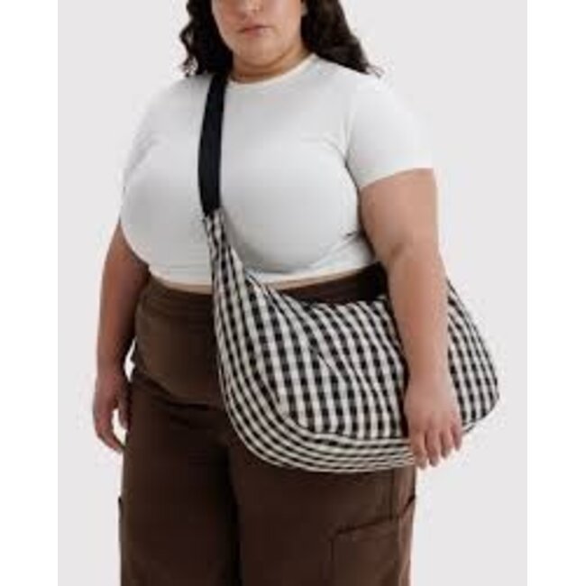 Baggu Large Nylon Crescent Bag - Black and Cream Gingham