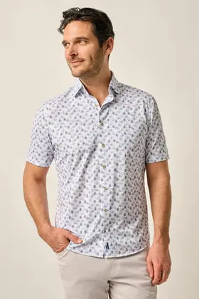 Johnnie O-Short Sleeve Hangin Out Button Up Shirt-Mendocino-White