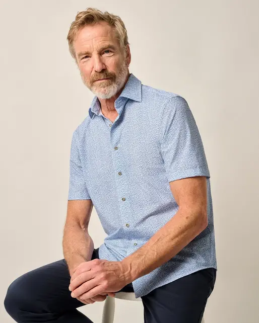 Johnnie O - Short Sleeve Hangin Out Button Up Shirt- Waylan - Maliblu Johnnie O - Short Sleeve Hangin Out Button Up Shirt- Waylan - Maliblu