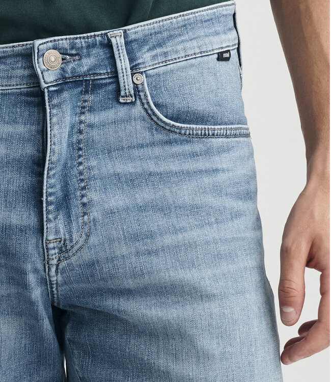 MAVI - Zach - Straight Leg Jeans - Mid Brushed Organic Vintage