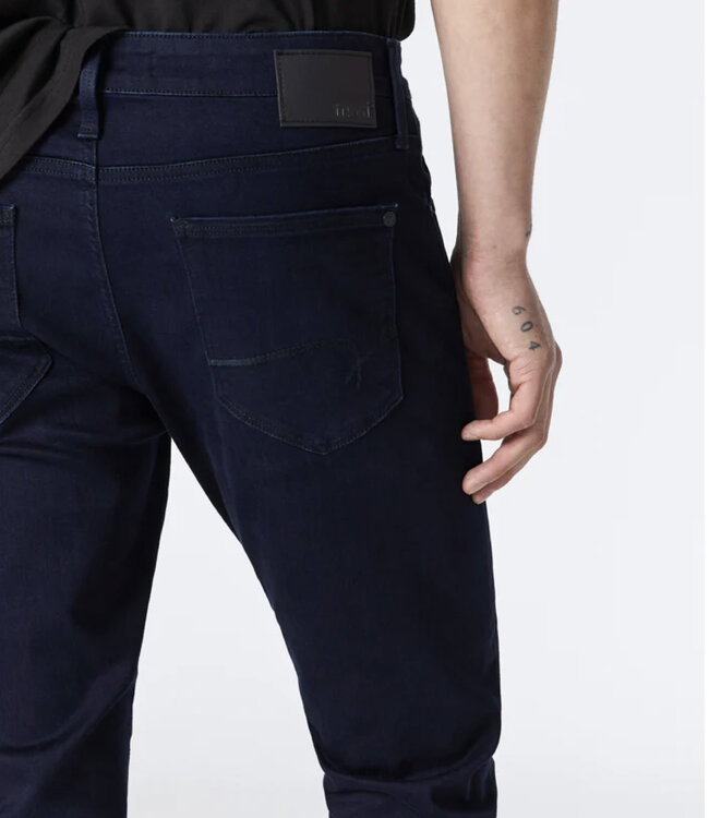 MAVI - Marcus - Slim Straight Leg Jeans Supermove - Ink