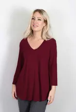 Pure Essence V-Neck 3/4 Sleeve Top