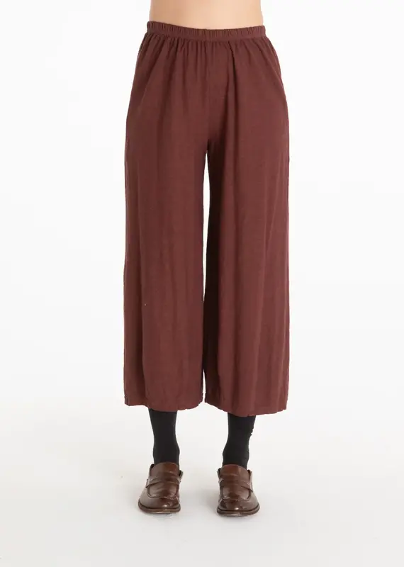 Cut Loose Cropped Pants With Darts