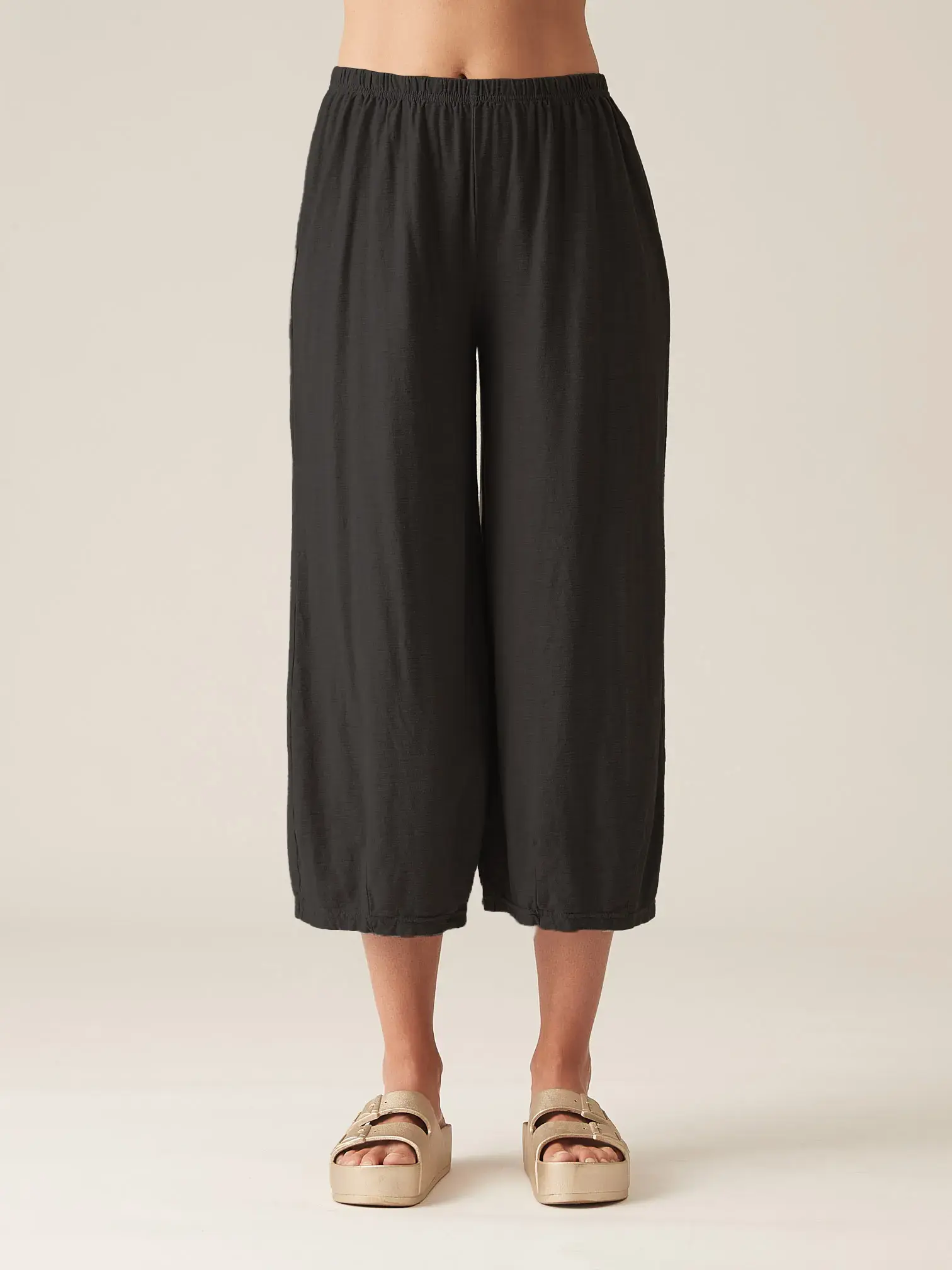 Cut Loose Cropped Pants with Darts Coyote Moon