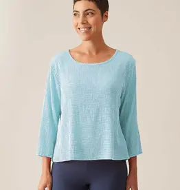 Cut Loose 3/4 Sleeve Split Back Top