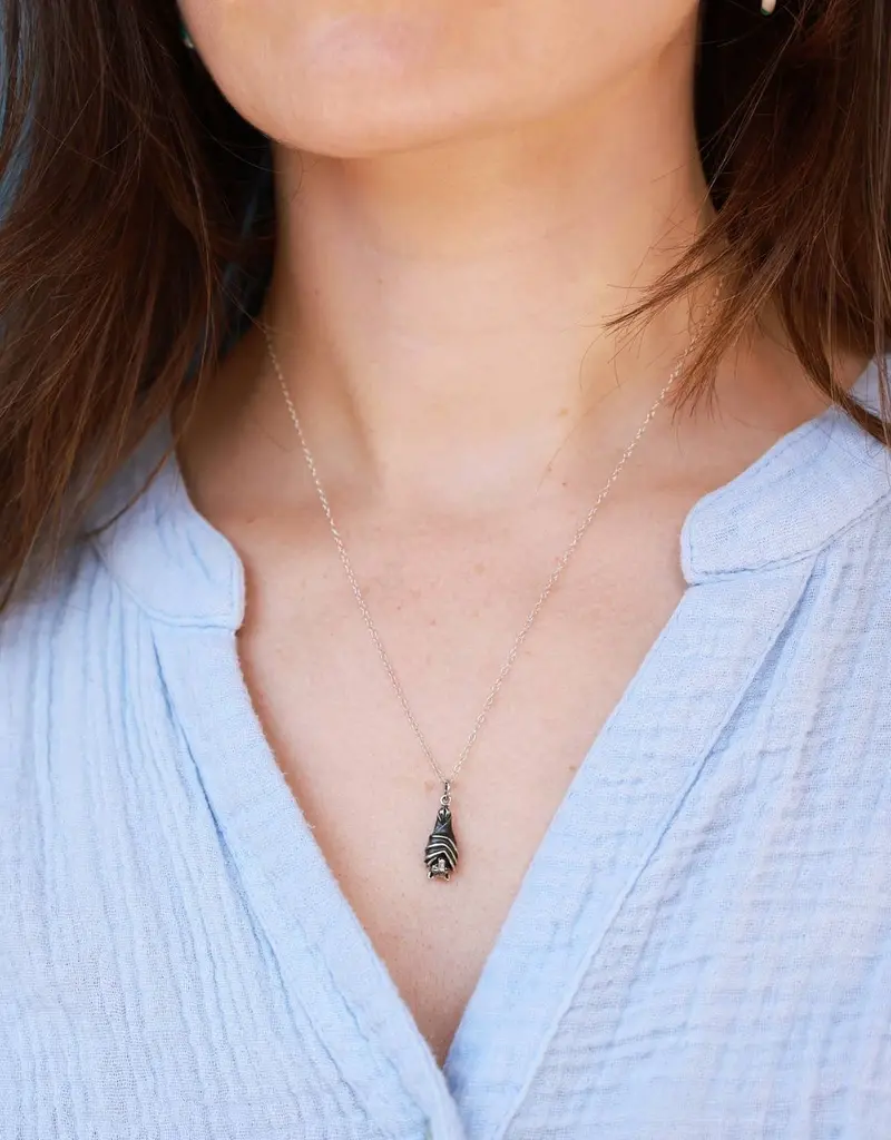 Nina Designs 18 Inch Hanging Bat Necklace