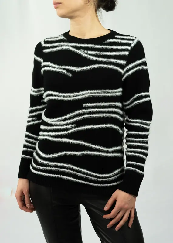 Elle Elle Fuzzy Stripe Crew Sweater