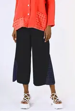 Fenini Eyelet Insert Crop Pants
