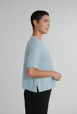 Cut Loose V-Neck Elbow Sleeve Top