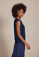 Alashan Crest Sleeveless Top