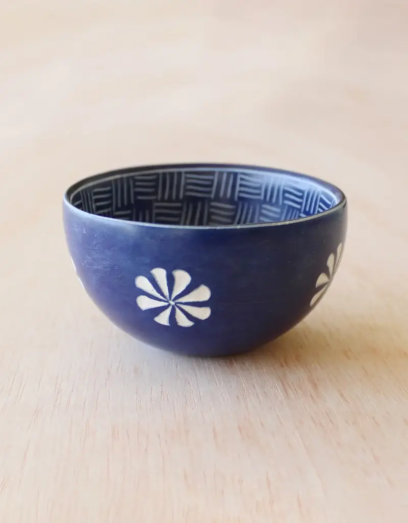 Venture Imports Two Pattern Bowl