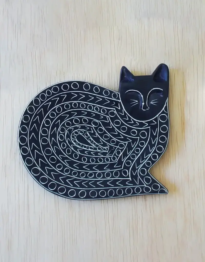 Venture Imports Hand-Carved Stone Cat Dish