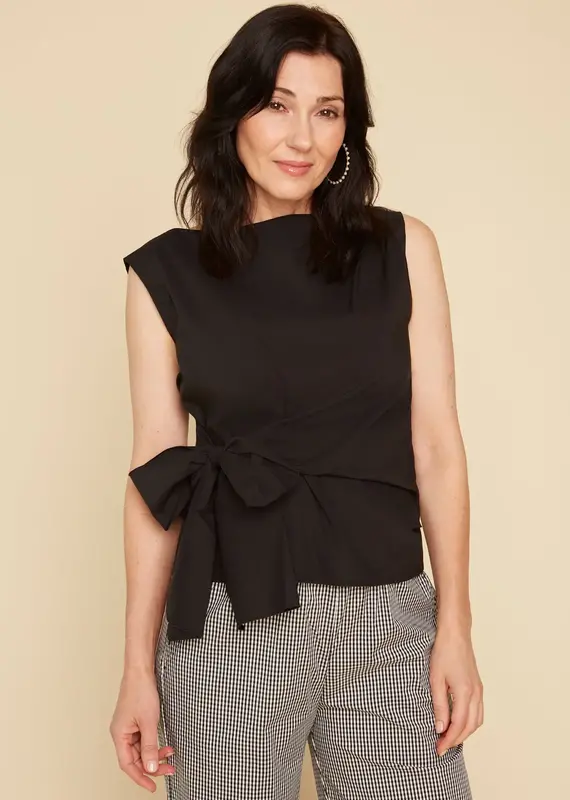 Renuar Sleeveless Tie Top