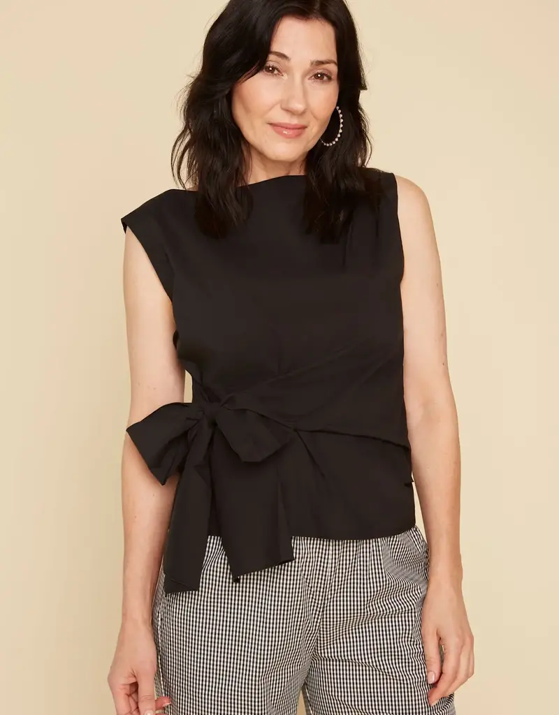 Renuar Sleeveless Bow Top