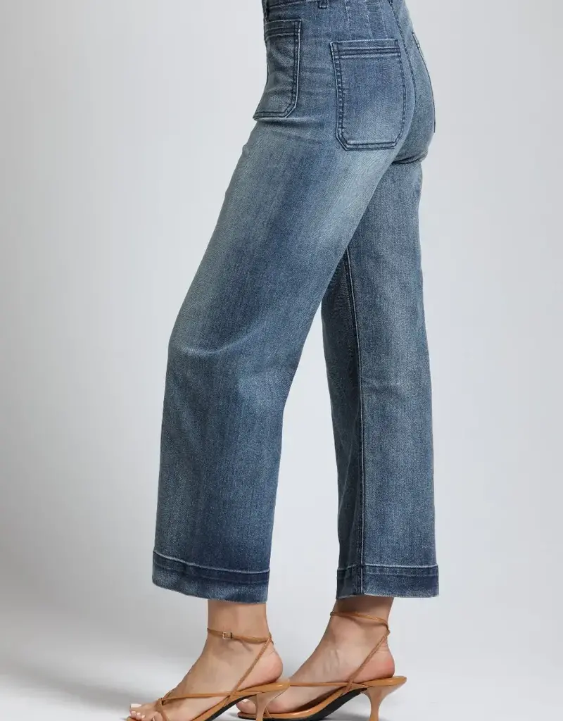 APNY Cropped Wide Leg Pants with Patch Pockets