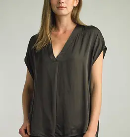 Tempo Paris V-Neck Tee