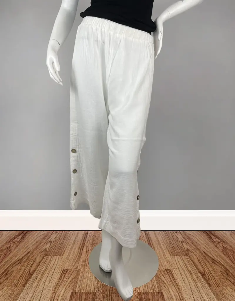 Toofan Button Detail Capri Pants