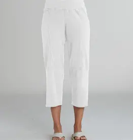 Cut Loose Walking Capris