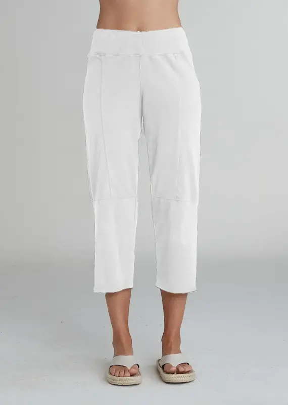 Cut Loose Walking Capris