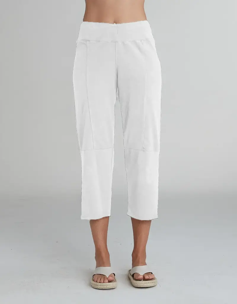 Cut Loose Walking Capris