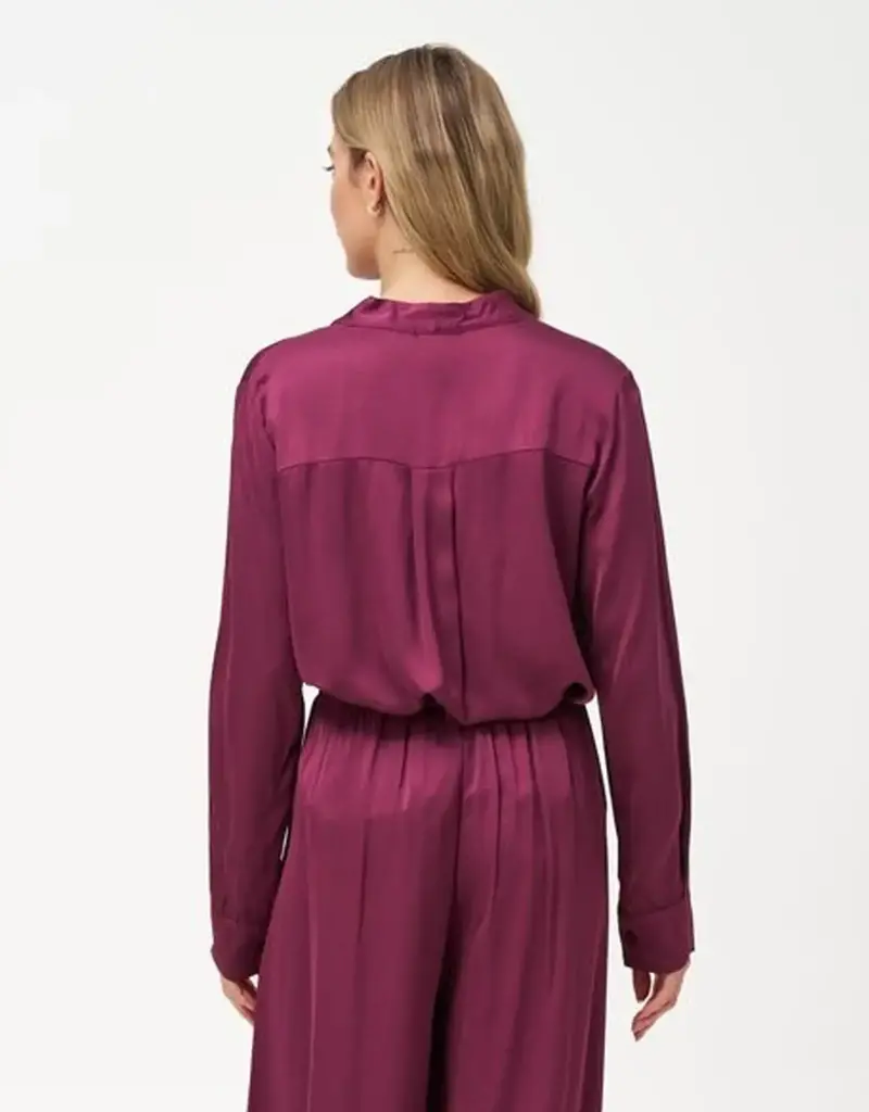 M Made In Italy V-Neck Button Front Top