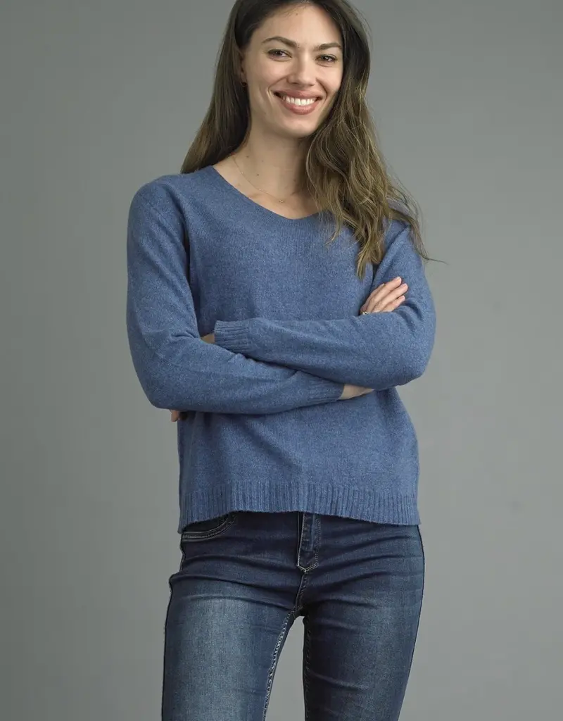 Tempo Paris V-Neck Sweater