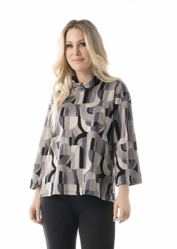 Pure Essence Geometric Turtleneck Top