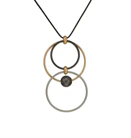 Kole Interlocking Circle Necklace