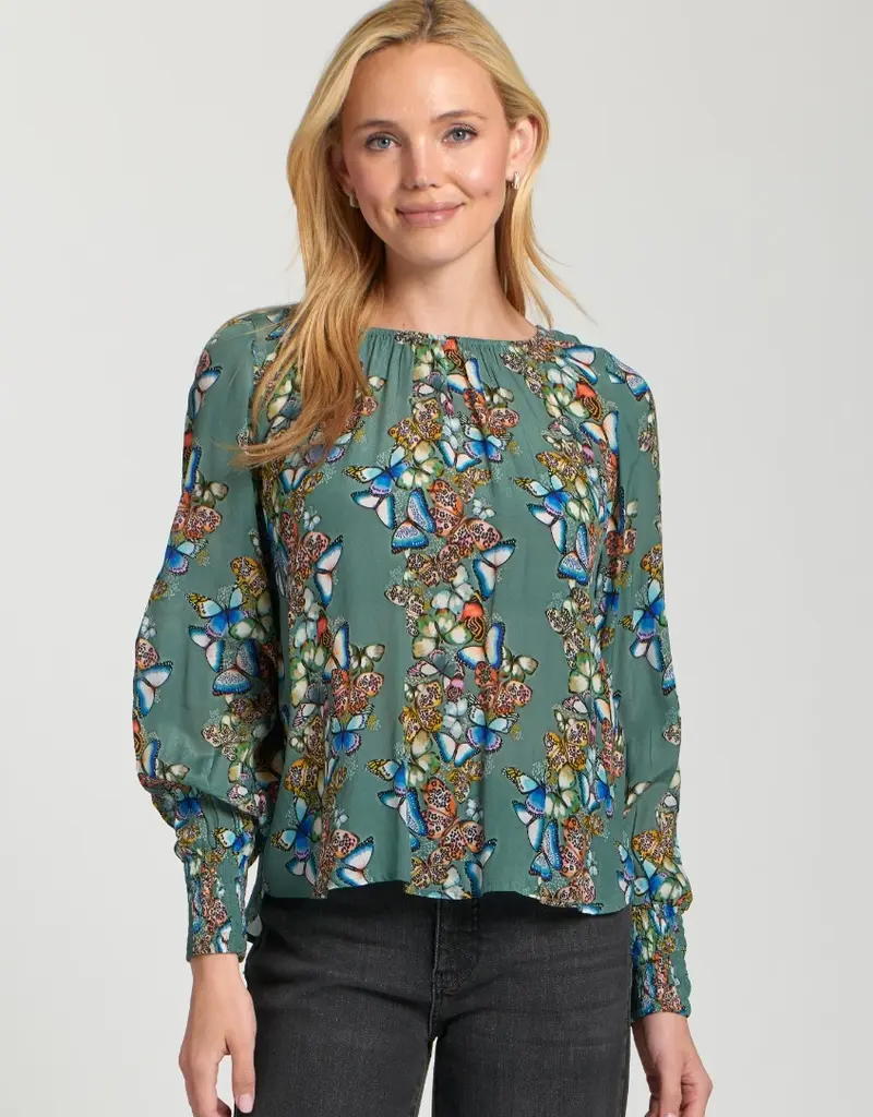 APNY Pullover With Smocked Cuff